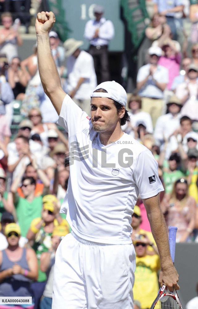 Germany's Haas advances to semifinals at Wimbledon tennis