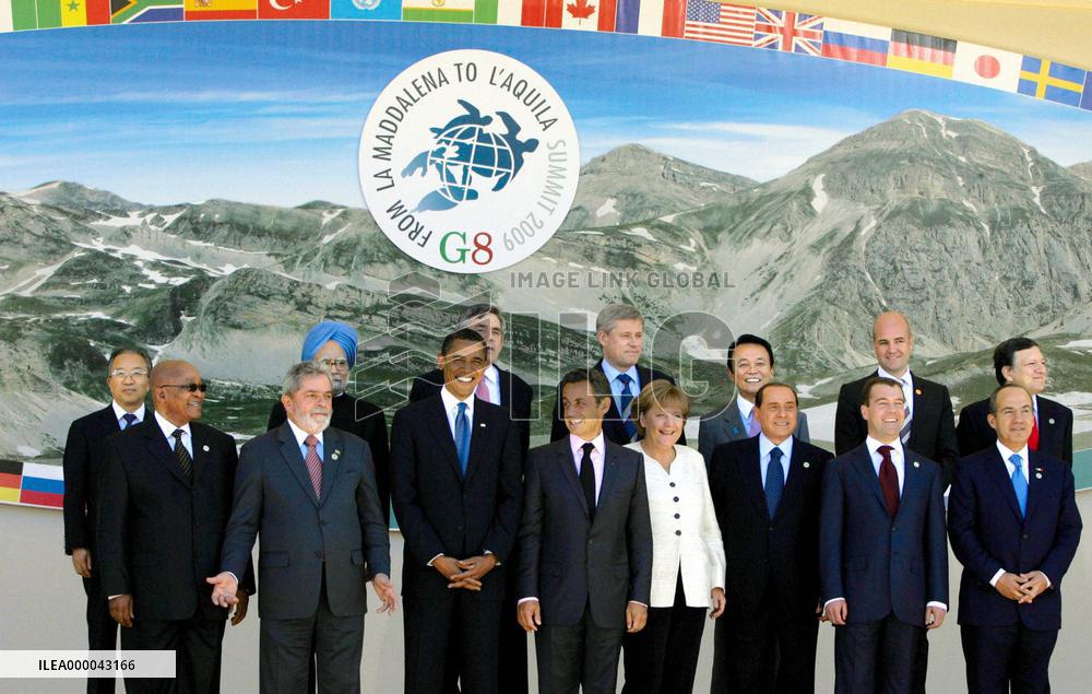 Leaders of G-8, developing countries meet in Italy