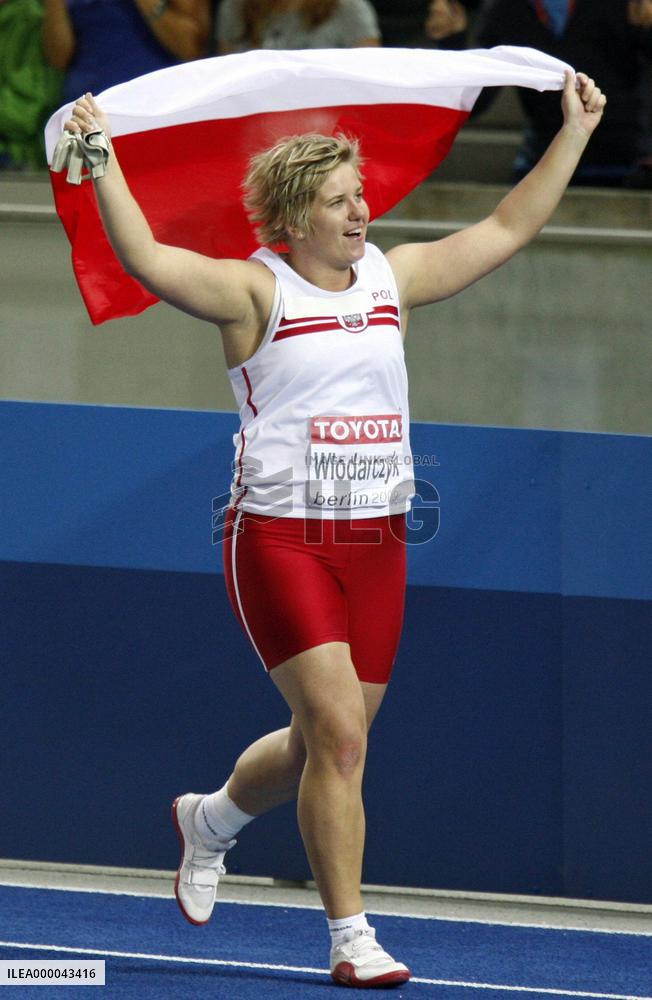 Poland's Wlodarczyk wins women's hammer at world championships