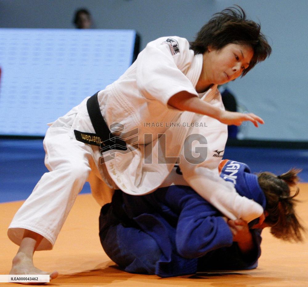 Fukumi wins gold at judo worlds