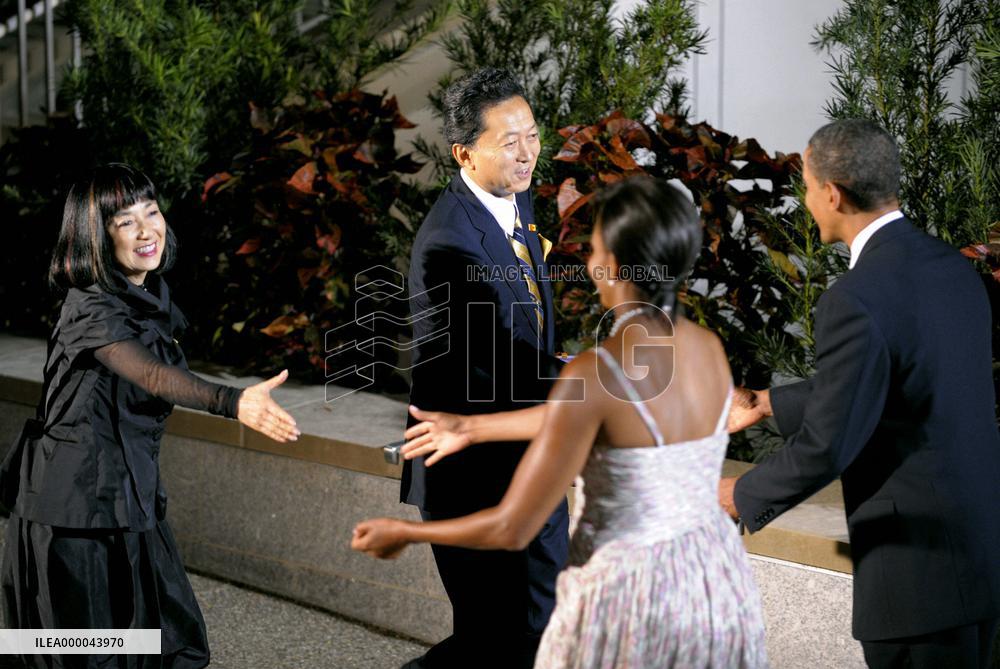 Hatoyamas, Obamas meet in Pittsburgh