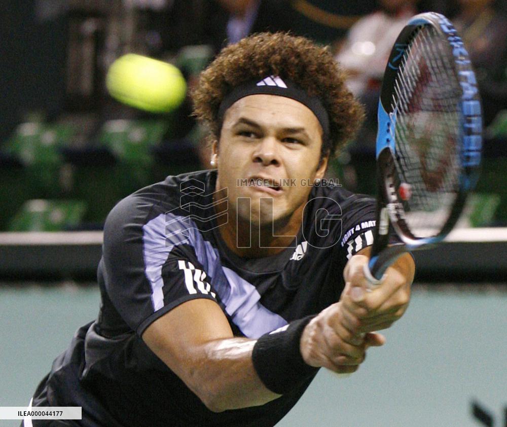 Tsonga gets past 1st round at Japan Open