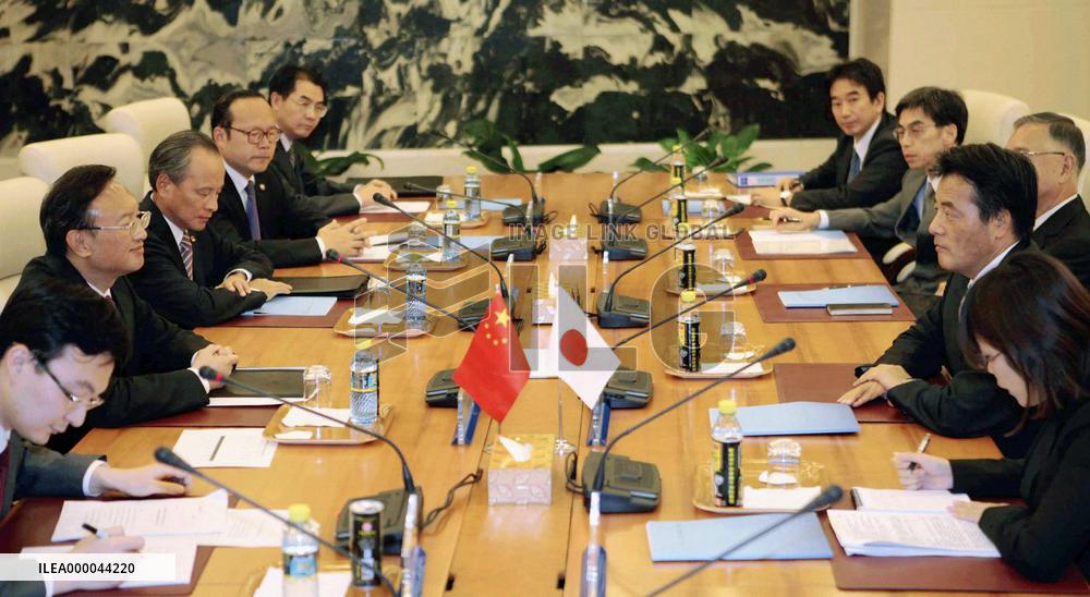 N. Korea appears anxious to hold talks with Japan