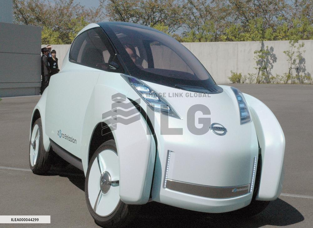 Nissan to display electric 2-seater at Tokyo Motor Show