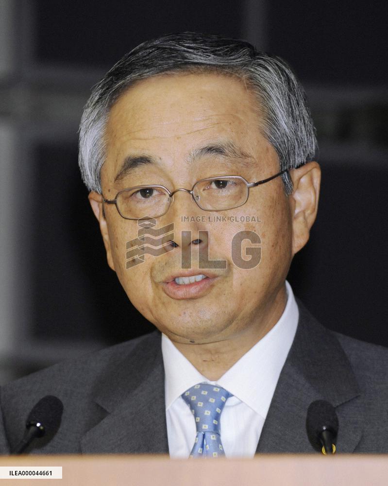 Toyota posts 2nd qtr profit, trims annual loss outlook on cost cu