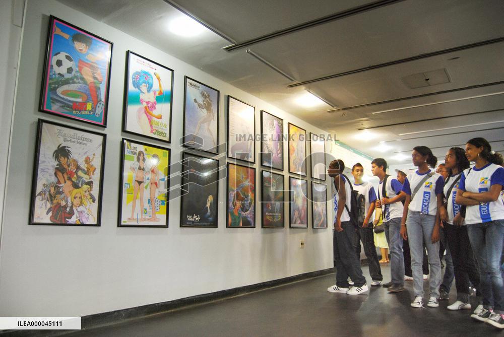 Brazilian youths treated to Japanese 'anime' posters