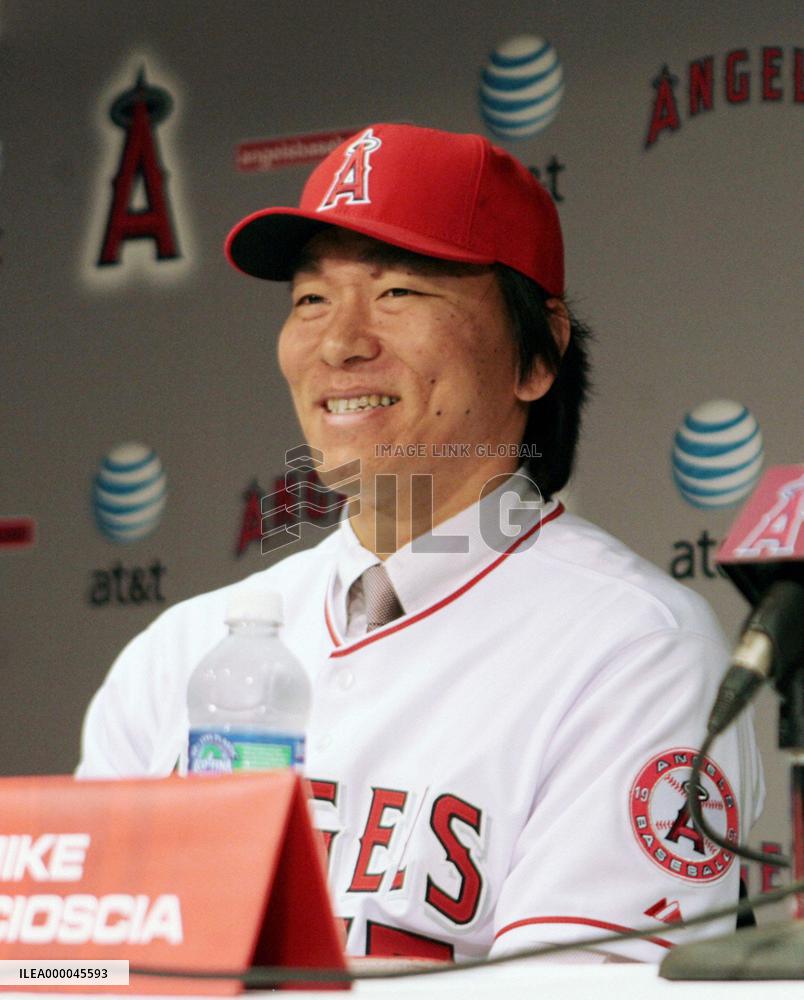 Matsui introduced as Angels player