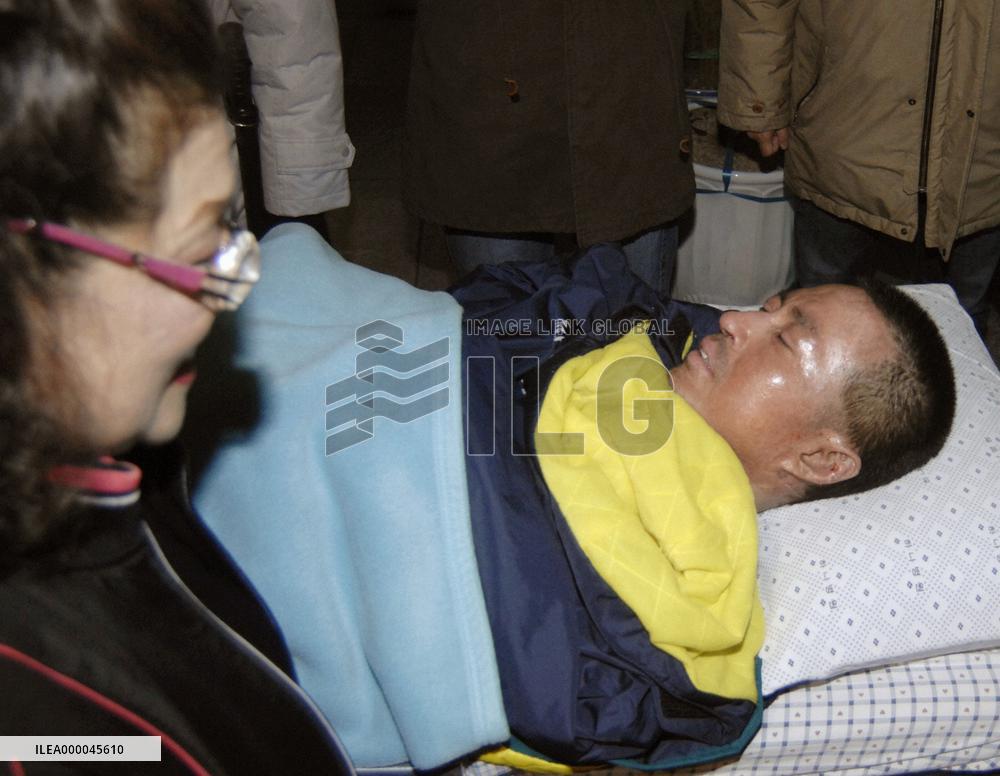 Survivor of S. Korea fire leaves for Japan