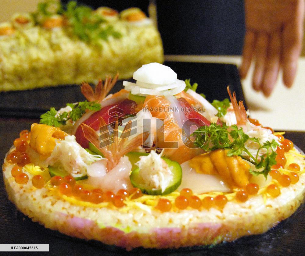 Xmas sushi 'cake' in Hokkaido