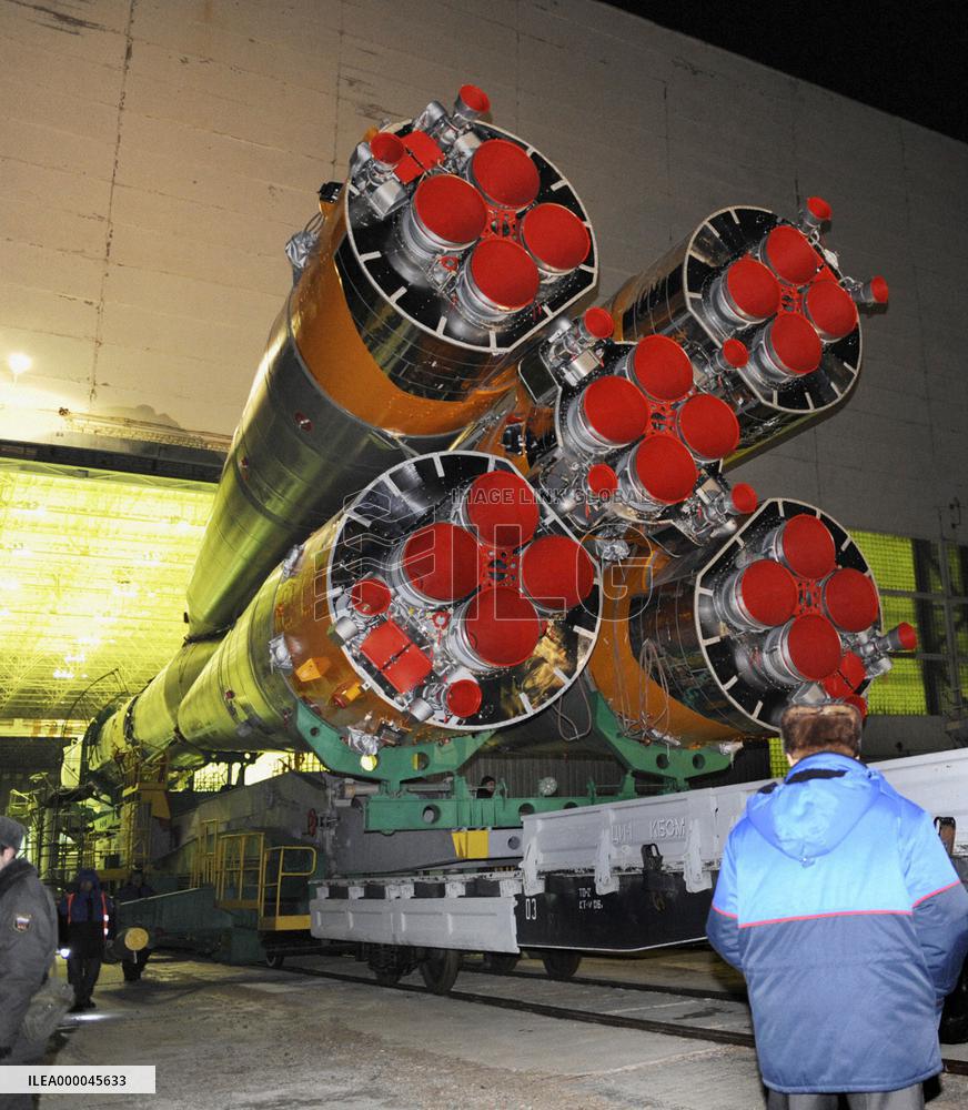 Russia rocket ready for trip to ISS
