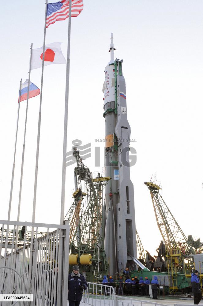 Russia rocket ready for trip to ISS