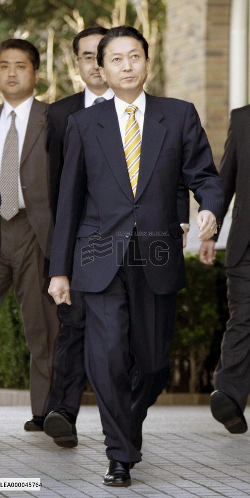 Hatoyama says he wants to start anew after ex-aides' indictments