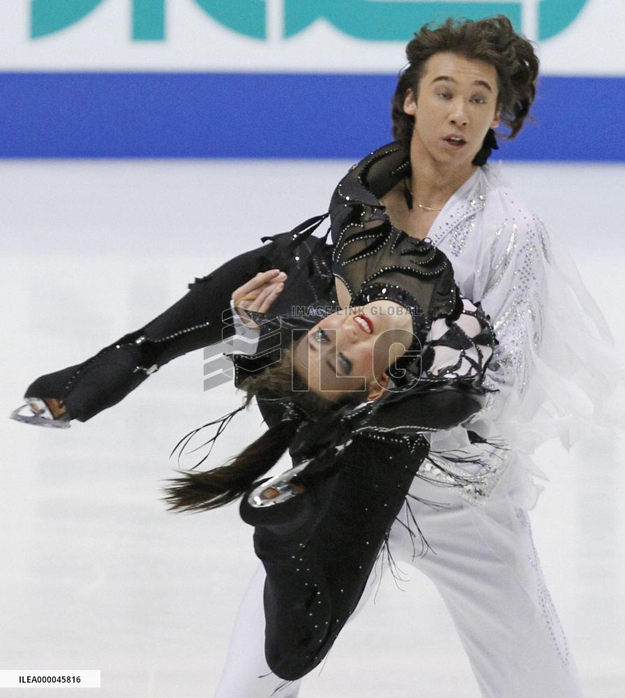 Cathy, Chris Reed win ice dancing at national championships