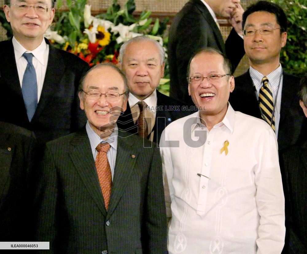 JCCI chairman meets with Philippine Pres. in Manila