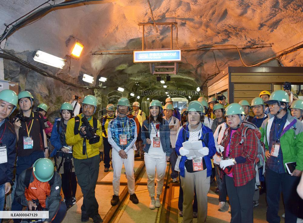 Visitors get glimpse of unseen area in Kurobe Gorge tour
