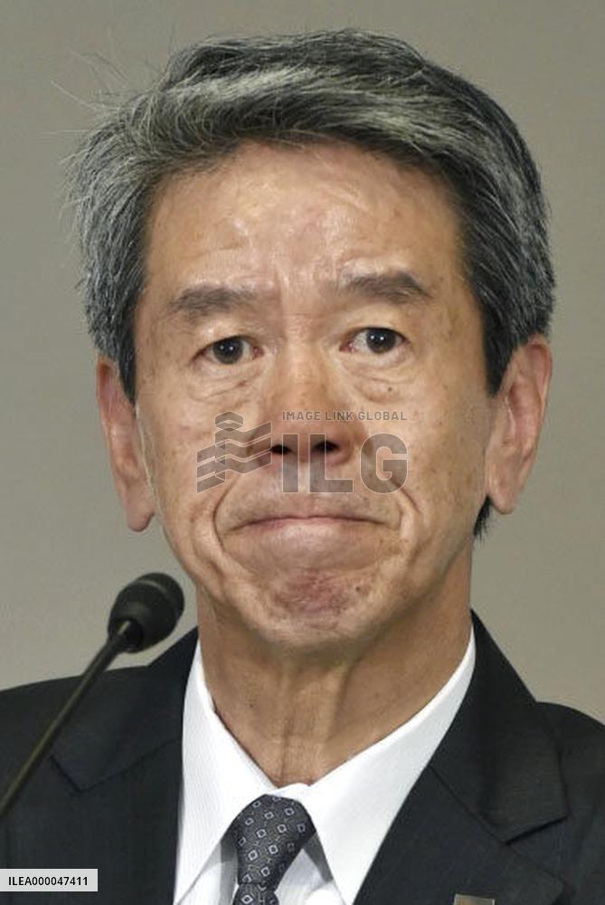 Toshiba president to resign over accounting irregularities