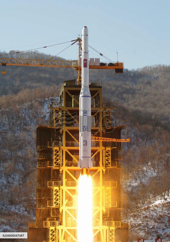 N. Korea erects extended long-range missile launch pad: Yonhap