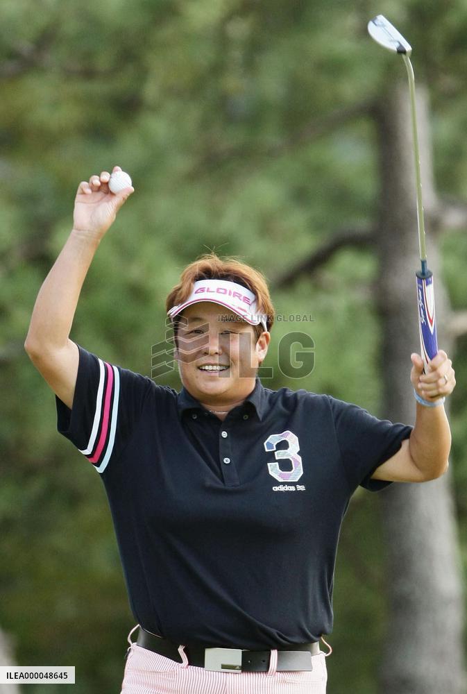 Omote wins Dunlop Ladies Open golf