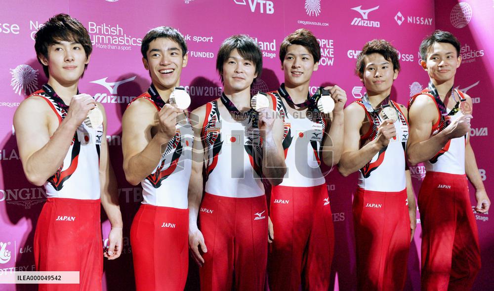 Japanese men's team wins 1st gold in 37 years at world gymnastics