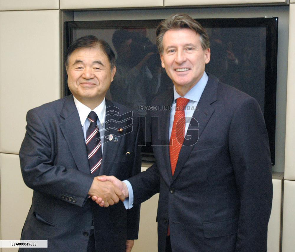 Japan's Olympics minister seeks advice from London Games head Coe