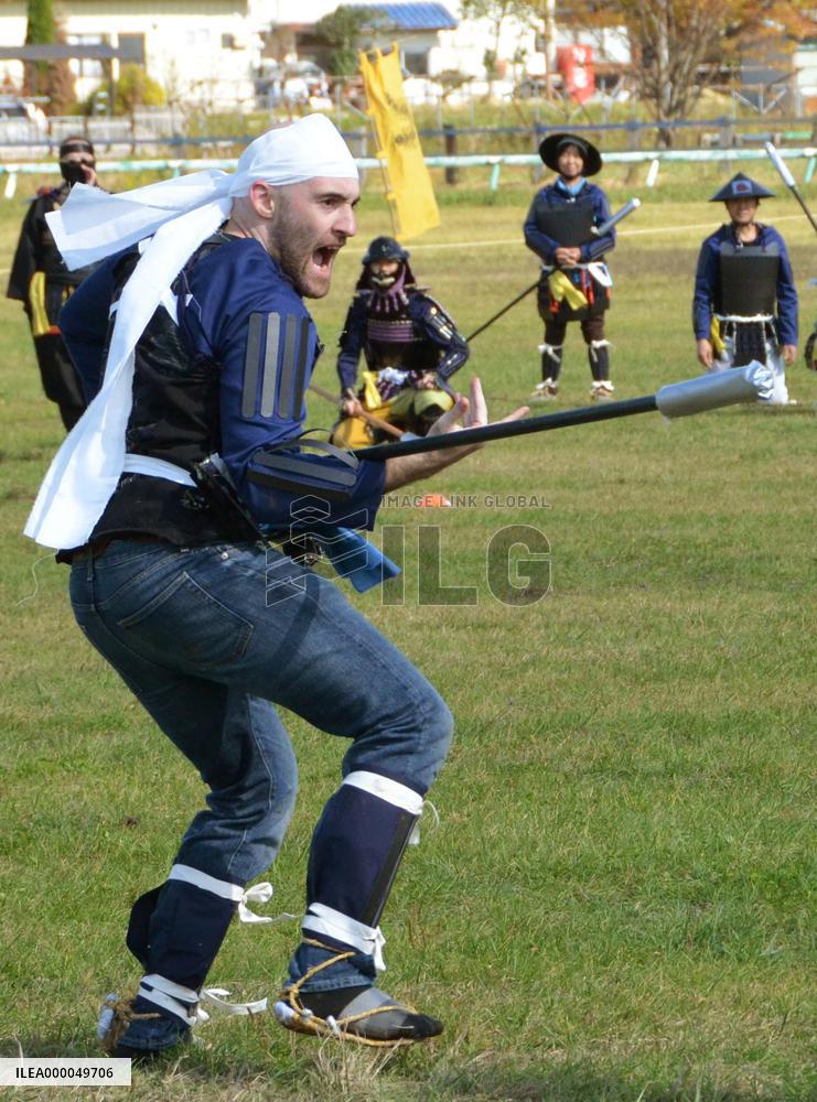 Foreigner joins mock feudal battle at samurai fest in Fukushima city