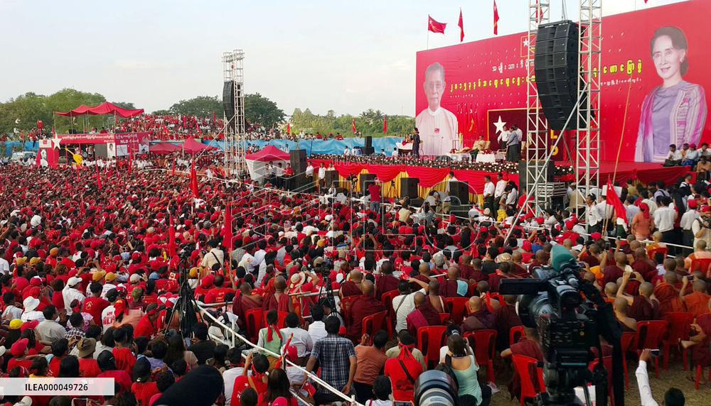 Suu Kyi campaigns for change ahead of general election in Myanmar