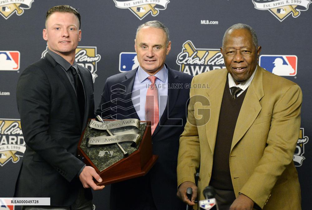 Blue Jays' Donaldson wins Hank Aaron Award