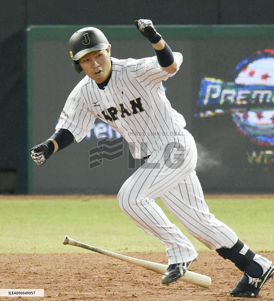 Nakamura comes through as Japan twice comes from behind