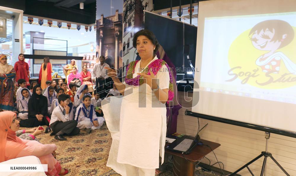 Cartoonist raises social awareness in Pakistan