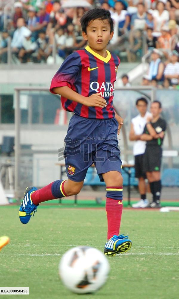 Barca harbor hopes to re-sign Japanese teen wunderkind Kubo
