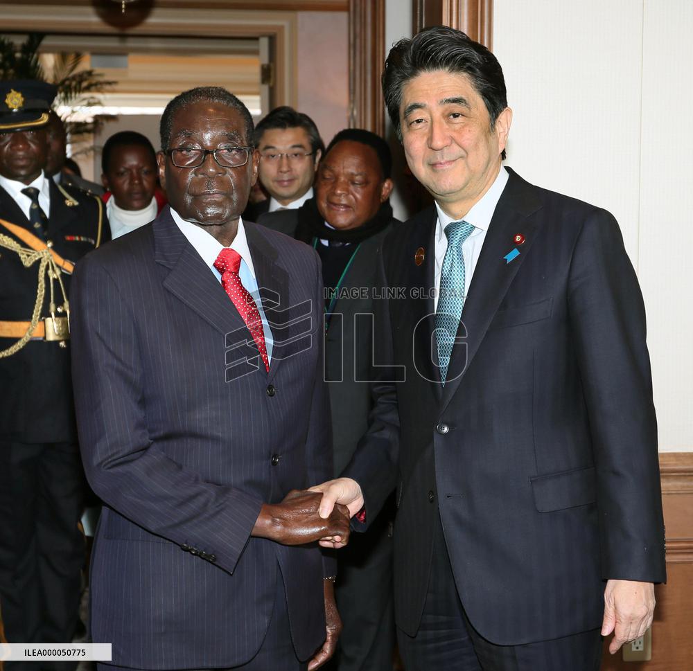 Zimbabwean President Mugabe to visit Japan in late March