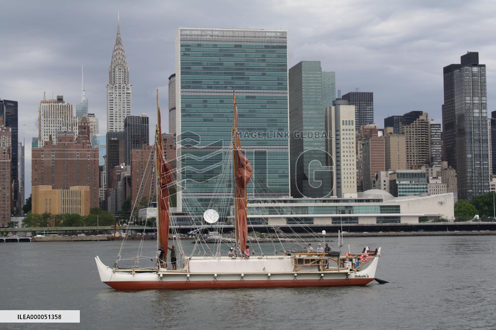 Polynesian sailors on global voyage highlight climate change dangers