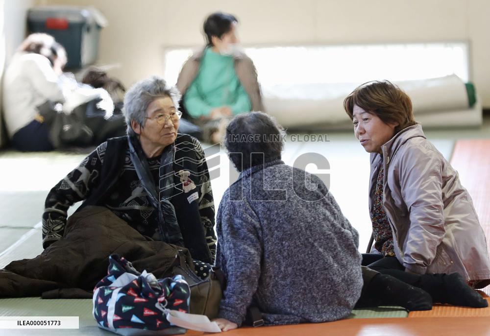 Residents in northeastern Japan evacuate after quake, tsunami warnings