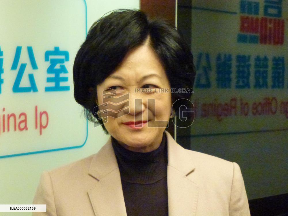 1 down, 3 to go in H.K. leadership race as Ip drops out