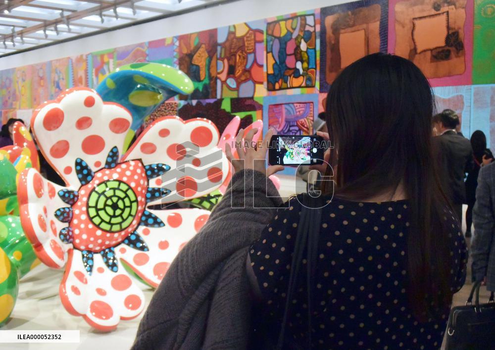 Japan museums abandoning no-photos policy