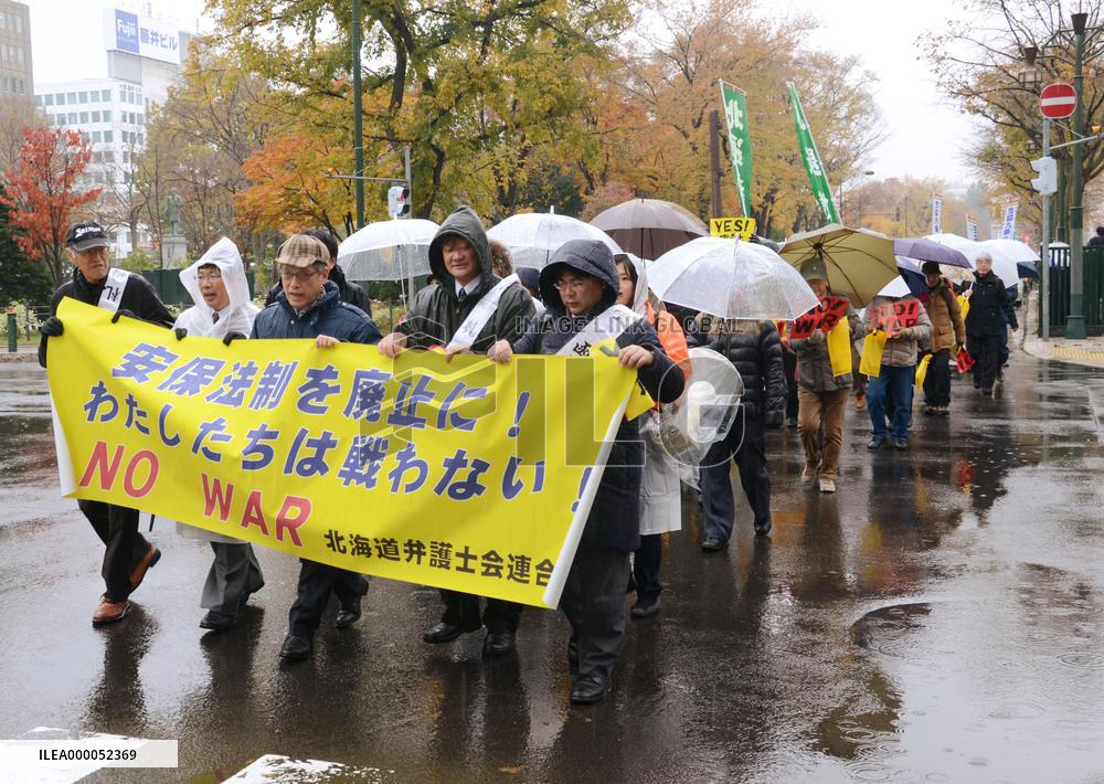 Japan divided over revising Article 9 amid N. Korea threat: poll