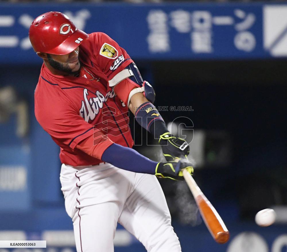Baseball: Hiroshima Carp's Alejandro Mejia