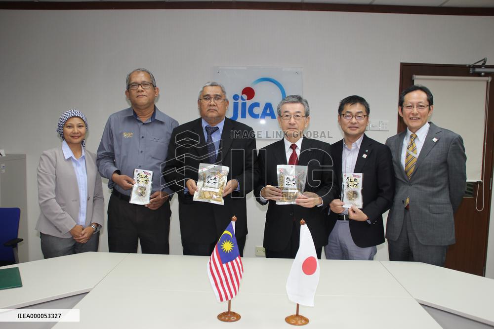 Edoya to make halal salmon skin chips in Malaysia