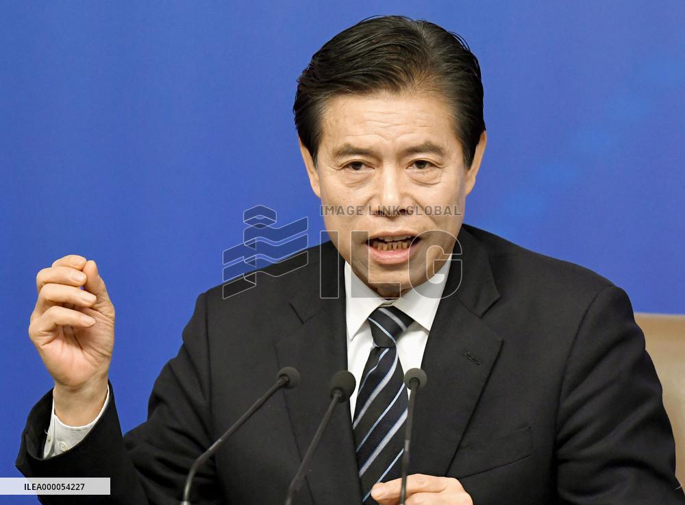 CORRECTED: China commerce minister Zhong