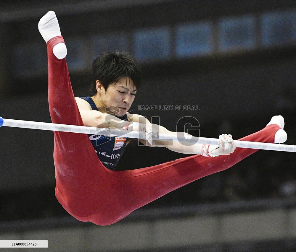 Gymnastics: Uchimura wins his 10th straight NHK Cup