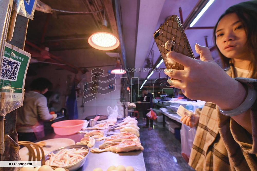 Paying by mobile phone in China