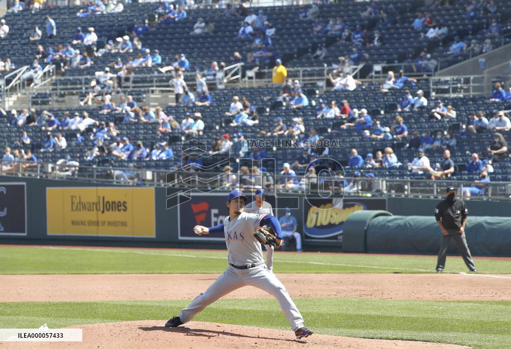 Baseball: Rangers vs. Royals