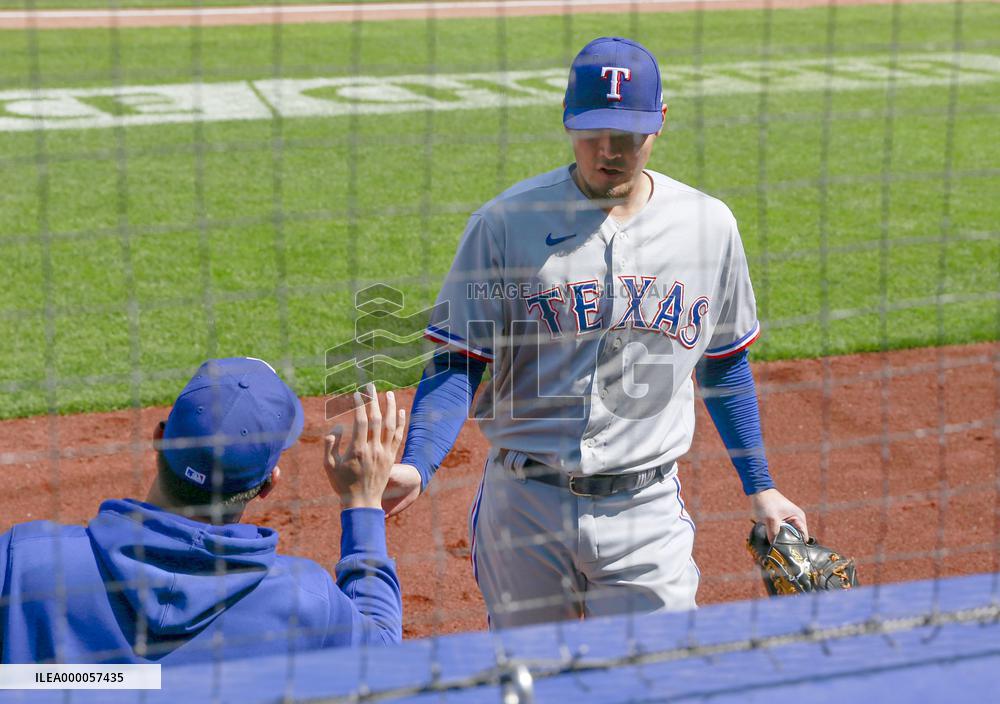 Baseball: Rangers vs. Royals
