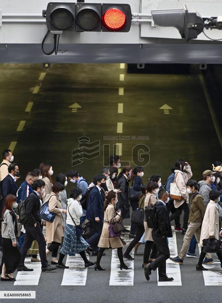 Osaka Pref. to ask central gov't to reimpose COVID-19 emergency