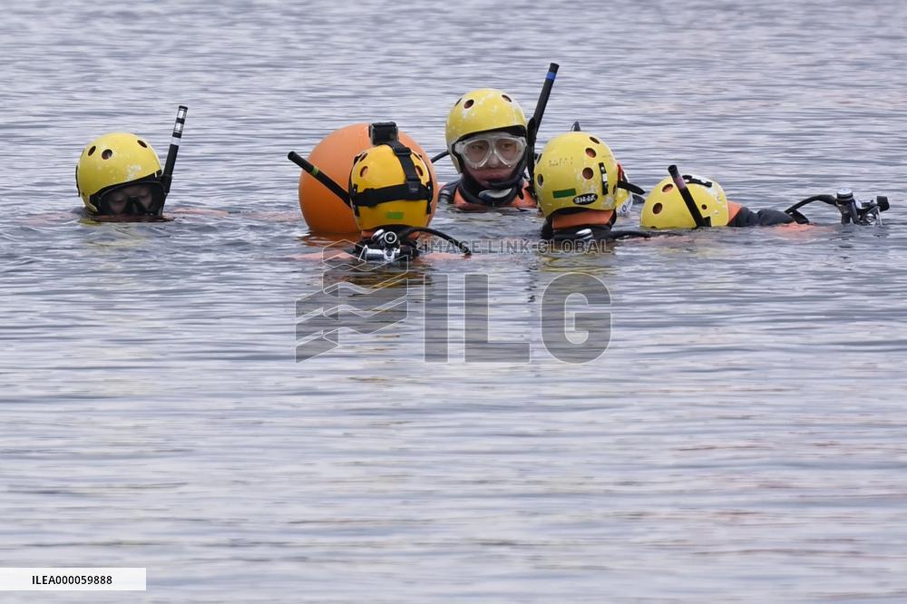 Search still under way in sea off tsunami-hit northeastern Japan town
