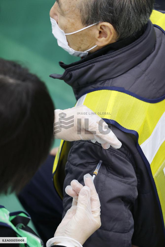Group vaccination practice in Japan