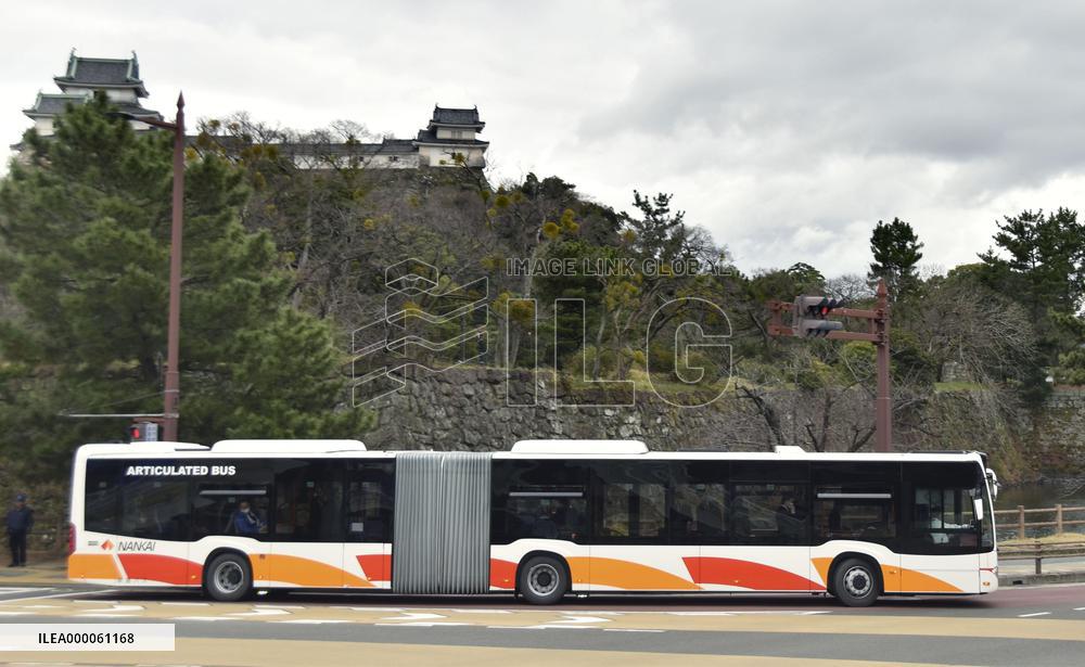 Bi-articulated bus in western Japan