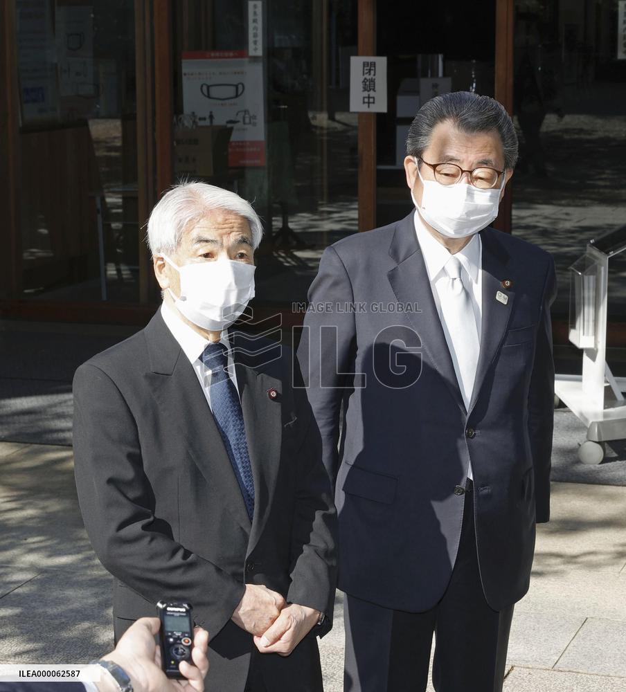Visit to war-linked Yasukuni shrine