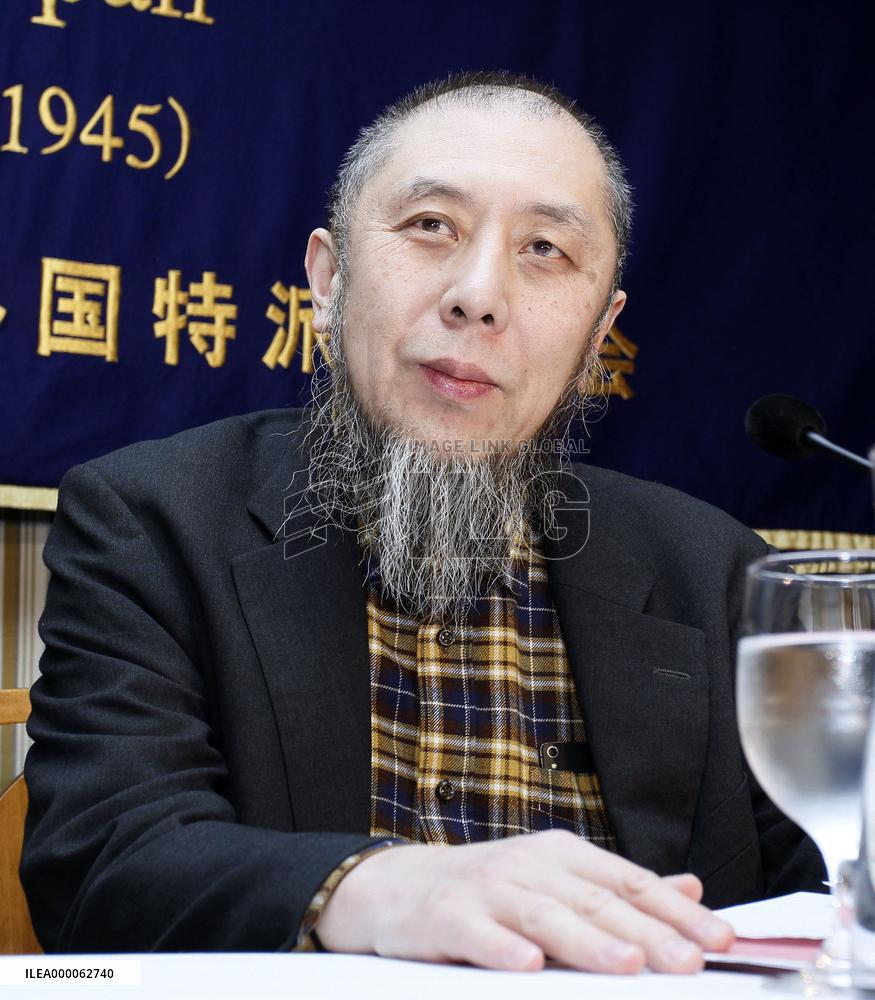 Japanese claiming links to Islamic State calls for hostages' release