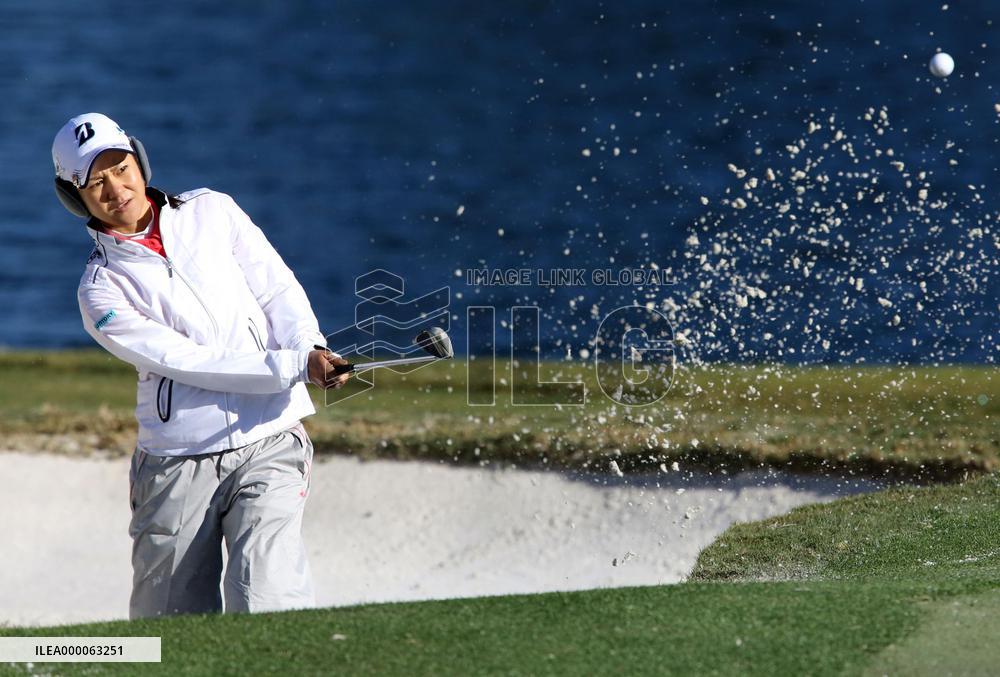 A. Miyazato makes bunker shot in U.S. women's golf tourney in Florida